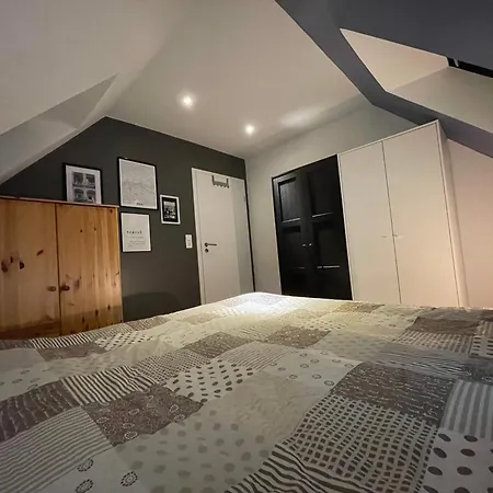 Cozy 55 M² Floor Appartement