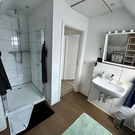 Cozy 55 M² Floor アパート *